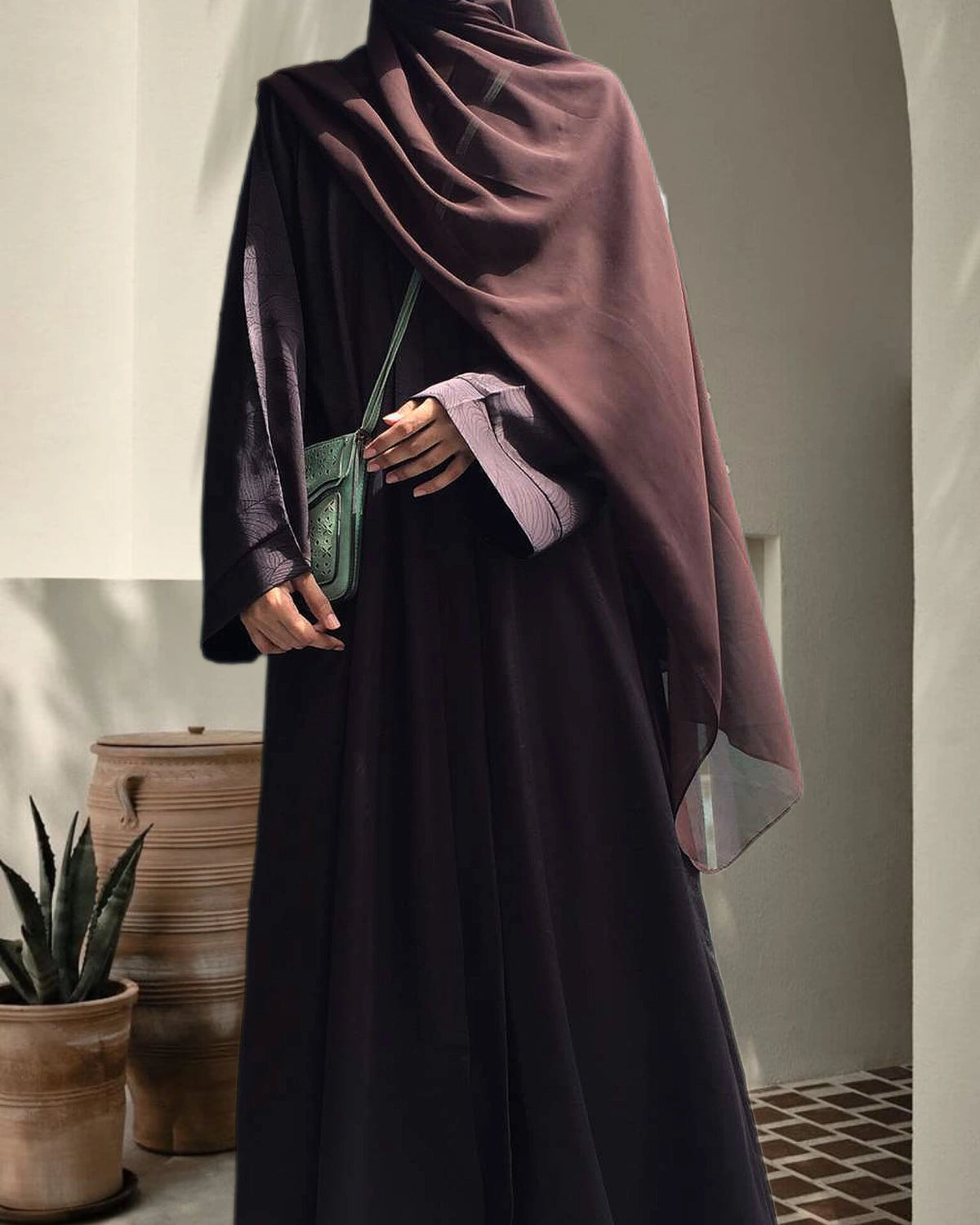 UAE/DUBAI-Imported Front Open With Premium Quality Abaya